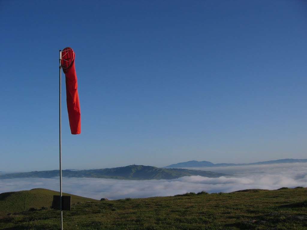 Mission Peak Paragliding and Hang Gliding Landing Zone | Fremont, CA 94539, USA | Phone: (510) 544-2222