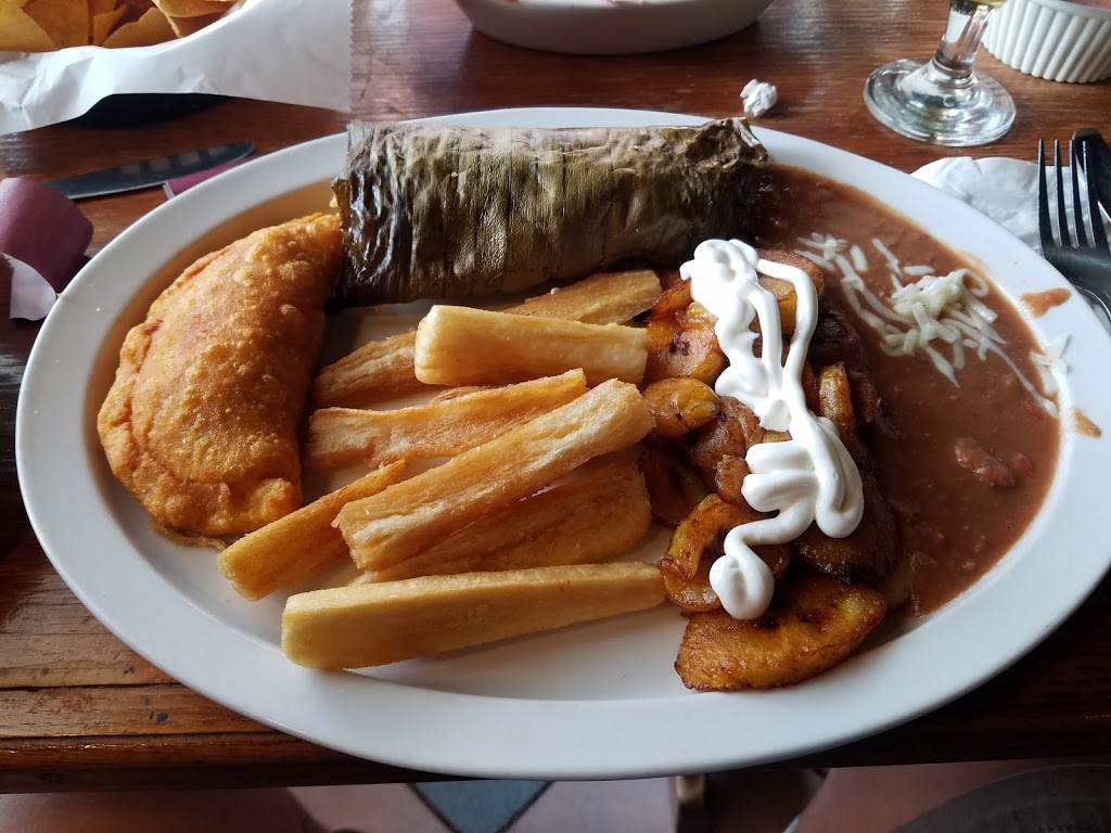 El Paraiso Restaurant | 20700 N Main St #124, Cornelius, NC 28031 | Phone: (704) 896-6064