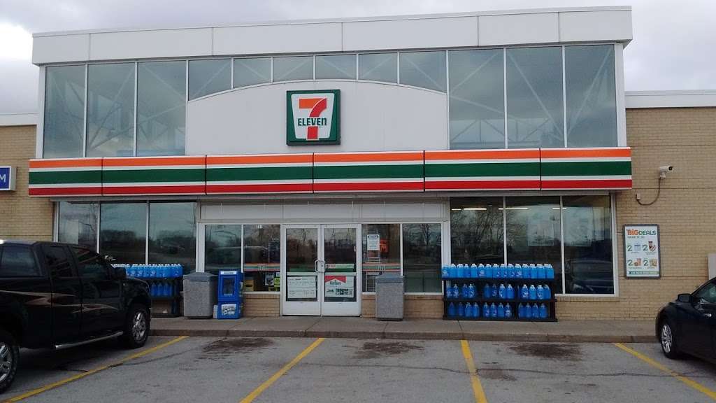 7-Eleven | 751 E Tri-State Tollway, South Holland, IL 60473, USA | Phone: (708) 225-0781