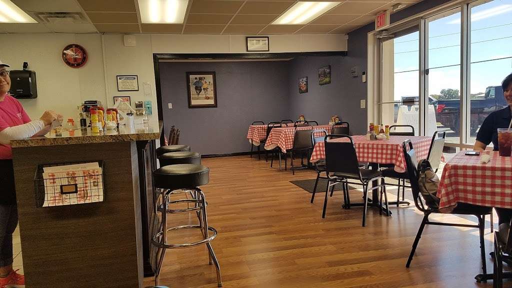 Pops Diner | Winter Haven, FL 33881, USA | Phone: (863) 656-2449