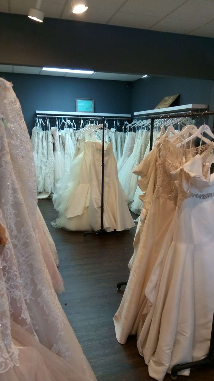 Something Blue Bridal | 324 East, US-30, Schererville, IN 46375, USA | Phone: (219) 227-8832