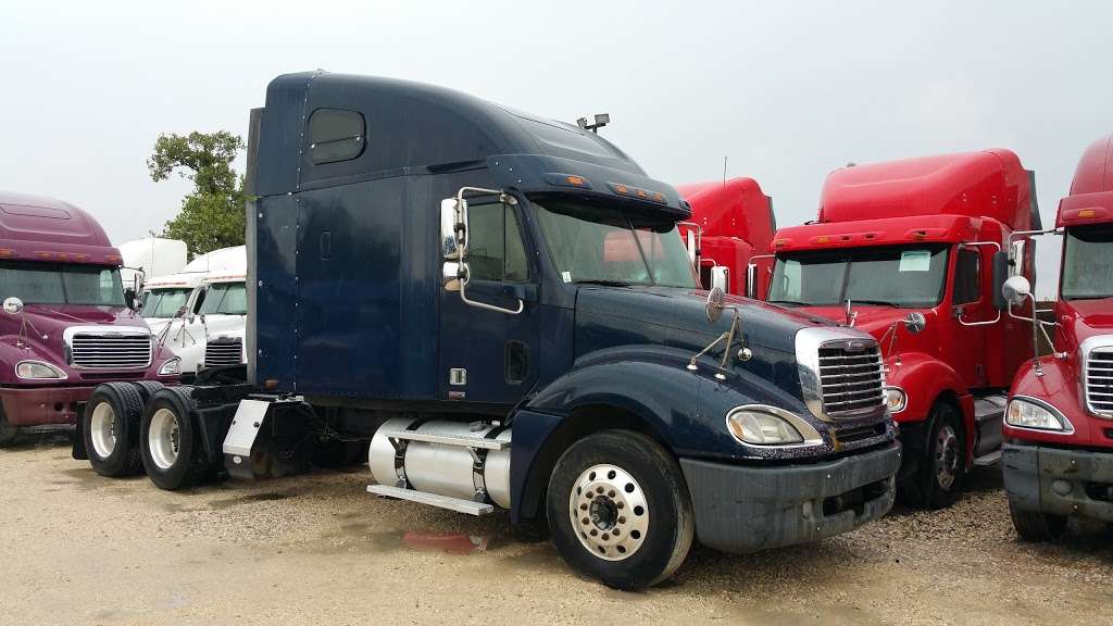 Omar Truck Sales | 230 McCarty St, Houston, TX 77029, USA | Phone: (713) 674-1997