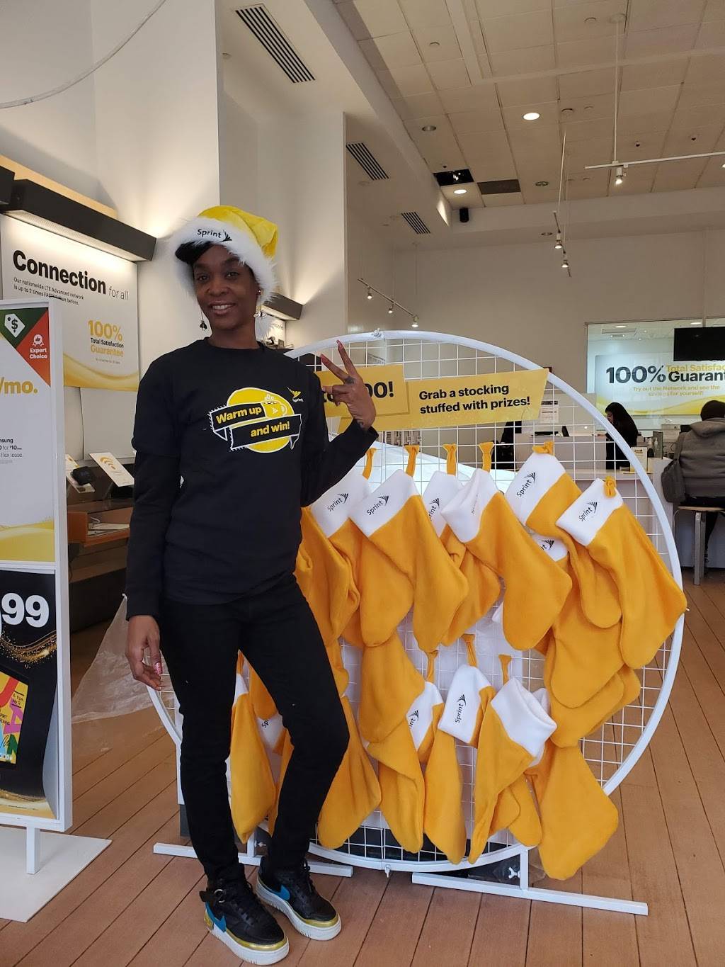 Sprint Store | 3030 Steinway St, Queens, NY 11103, USA | Phone: (718) 777-6504