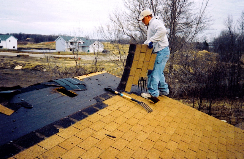 Lenox Roofing Repairs Inc. | S125 Church St, Winfield, IL 60190, USA | Phone: (847) 558-1562