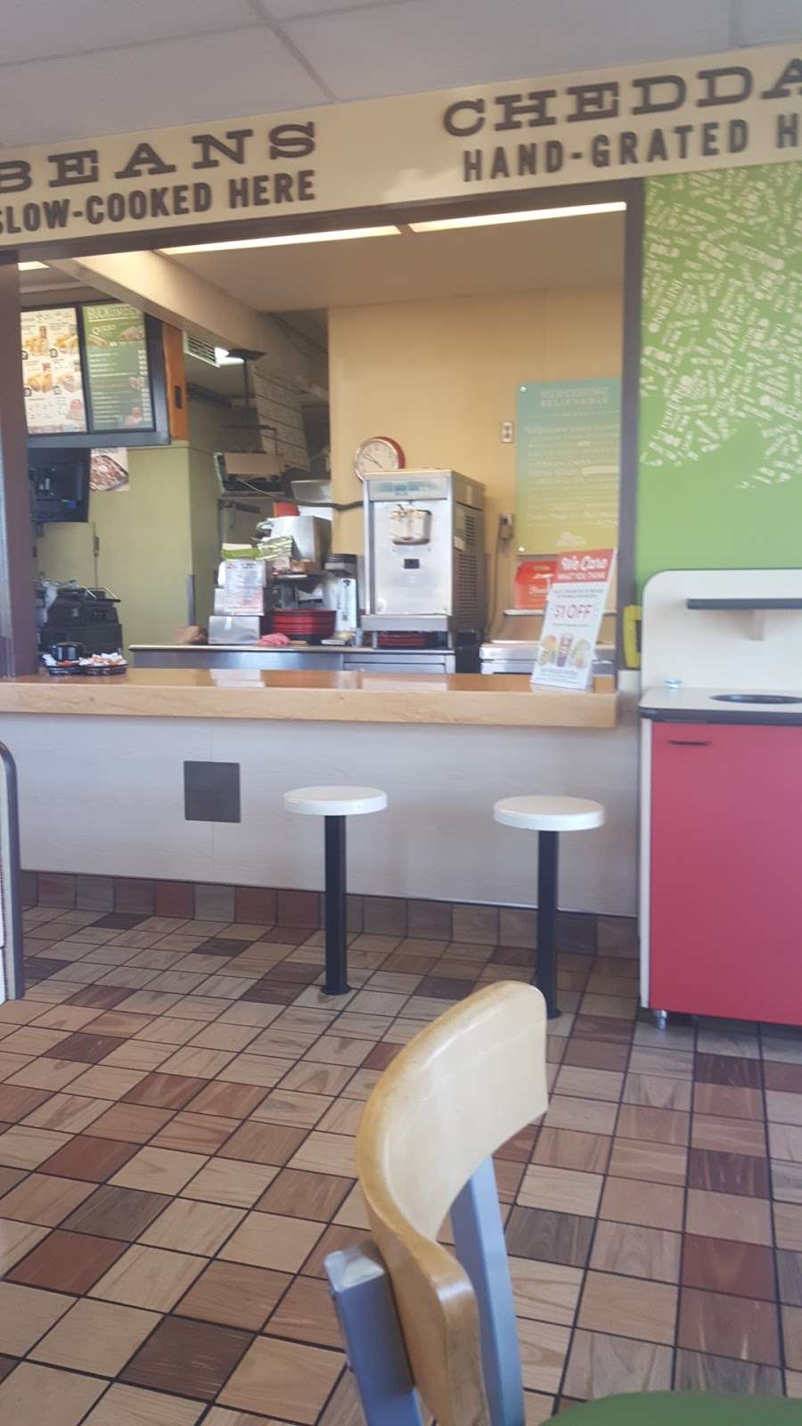 Del Taco | 2320 E 4th St, Santa Ana, CA 92705, USA | Phone: (714) 836-7365