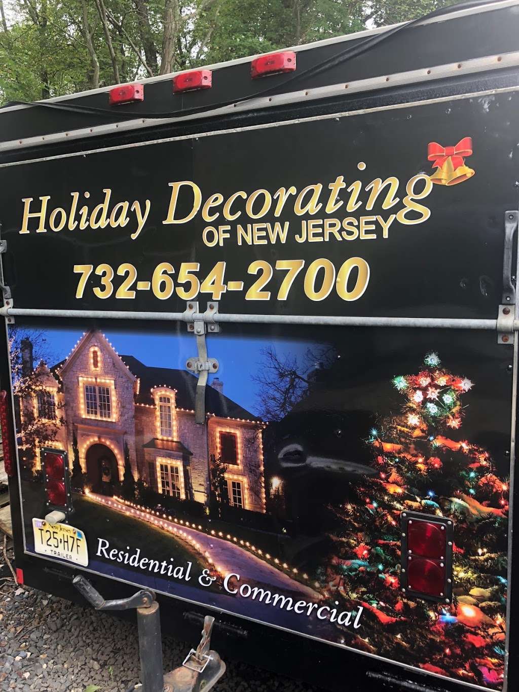 Holiday Decorating Of New Jersey | 8 Timber Ln Suite 100, Marlboro Township, NJ 07746, USA | Phone: (732) 654-2700