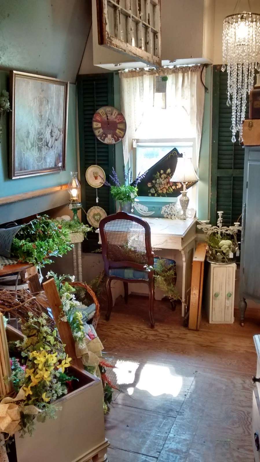 Simply Charming At The Mill | 11 Mill St, Wyoming, DE 19934 | Phone: (302) 697-6100