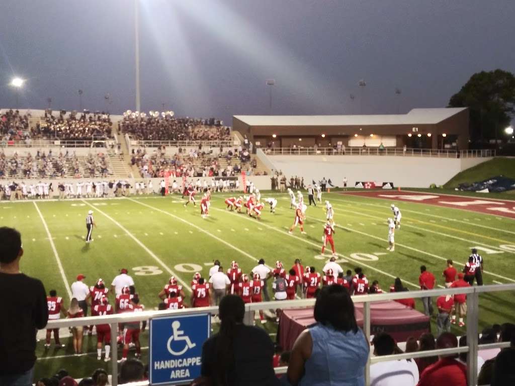 W. W. Thorne Stadium | 1865 Aldine Bender Rd, Houston, TX 77032, USA | Phone: (281) 985-6100