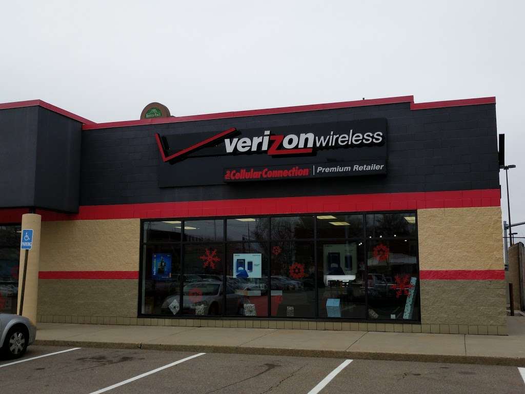 Verizon Authorized Retailer, TCC | Bristol Place, 1230 Newport Ave, Attleboro, MA 02703, USA | Phone: (508) 761-5015