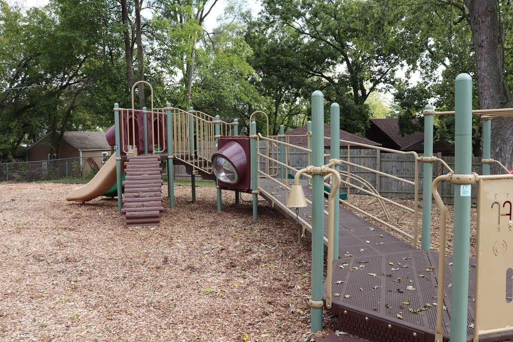 Cedarwood Circle Park - Round Lake Area Park District | 620 W. Cedarwood Circle South, Round Lake Heights, IL 60073, USA | Phone: (847) 546-8558