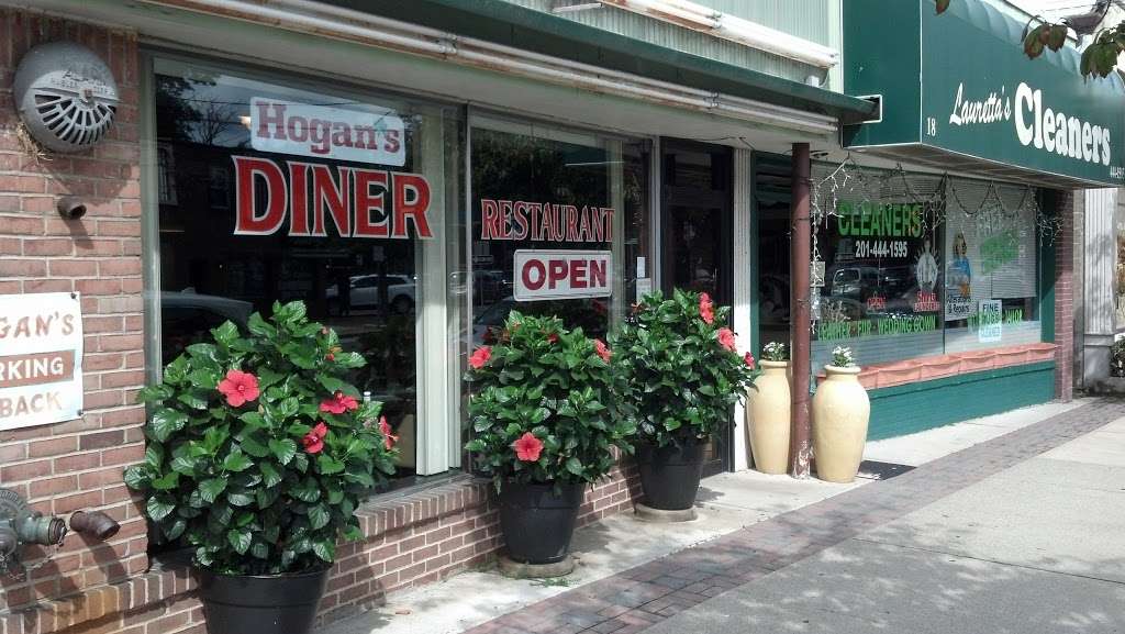 Hogans Restaurant Diner | 1442, 20 Central Ave, Midland Park, NJ 07432, USA | Phone: (201) 445-2849