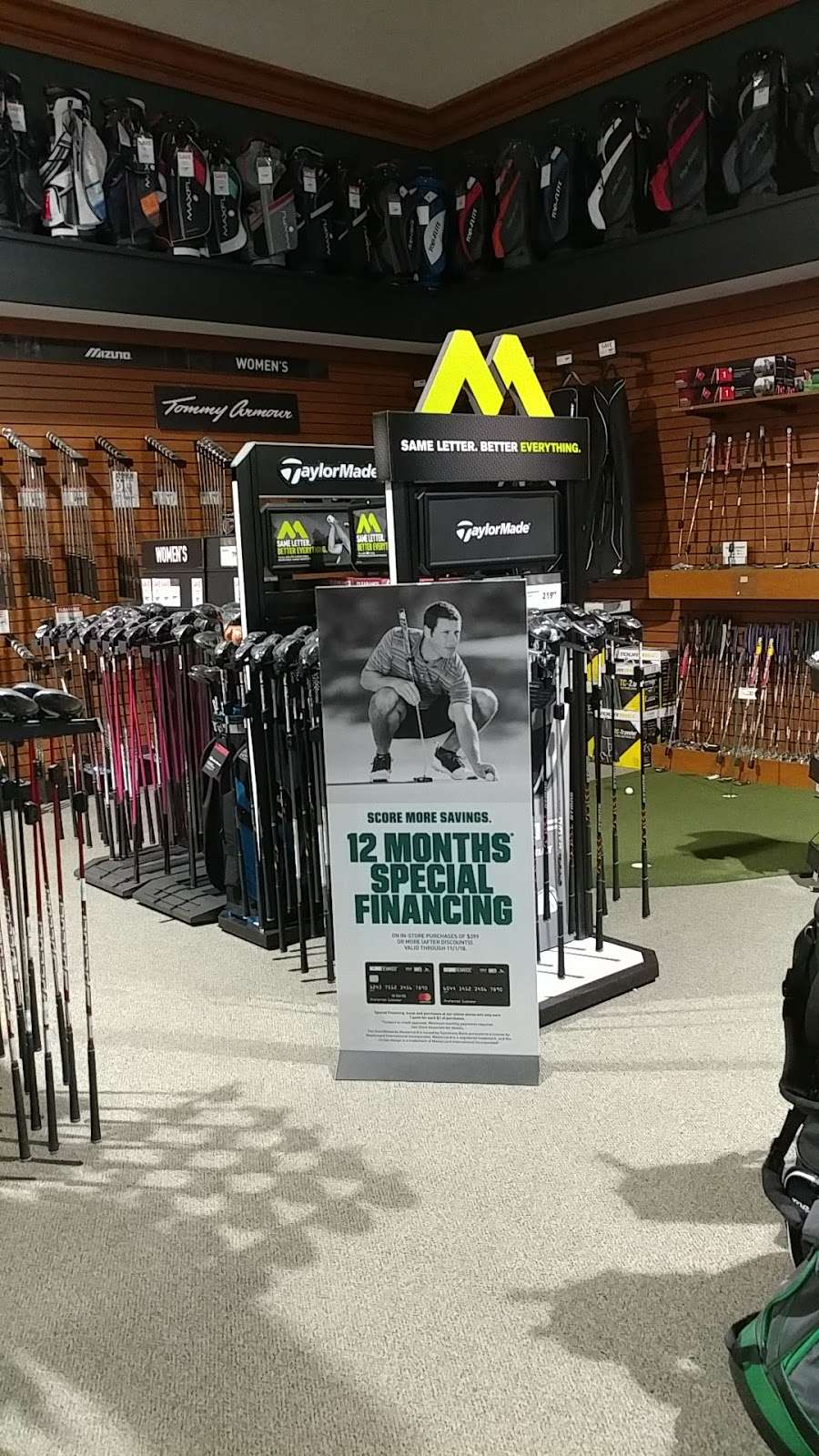 DICKS Sporting Goods | 1079 Edwards Ferry Rd NE, Leesburg, VA 20176, USA | Phone: (571) 707-3344