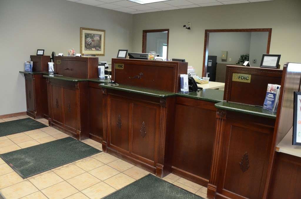 Town Bank | 550 Commercial Ct, Lake Geneva, WI 53147, USA | Phone: (262) 248-5189