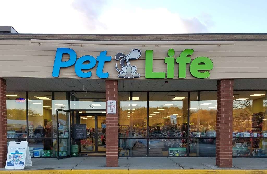 Pet Life | 307 Great Rd, Bedford, MA 01730, USA | Phone: (781) 538-5068