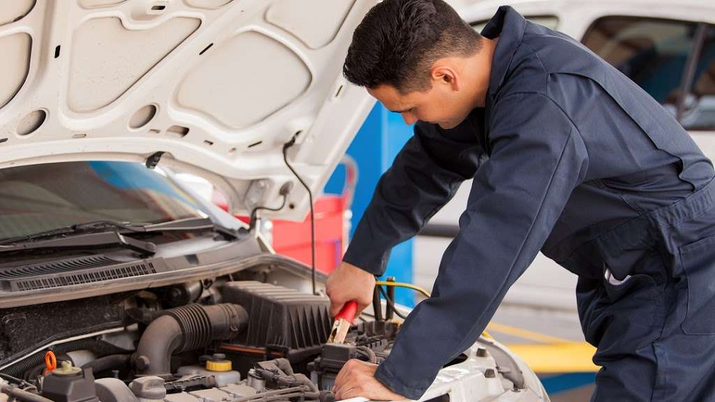 Finishline Auto Repair and Quick Lube | 19011 E Quincy Ave, Aurora, CO 80015, USA | Phone: (720) 870-3870 Finishline Auto Repair and Quick Lube | 19011 E Quincy Ave, Aurora, CO 80015, USA | Phone: (720) 870-3870