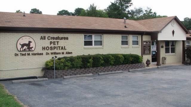 All Creatures Pet Hospital | 108 W Tarrant Dr, Gardendale, AL 35071 | Phone: (205) 631-6210