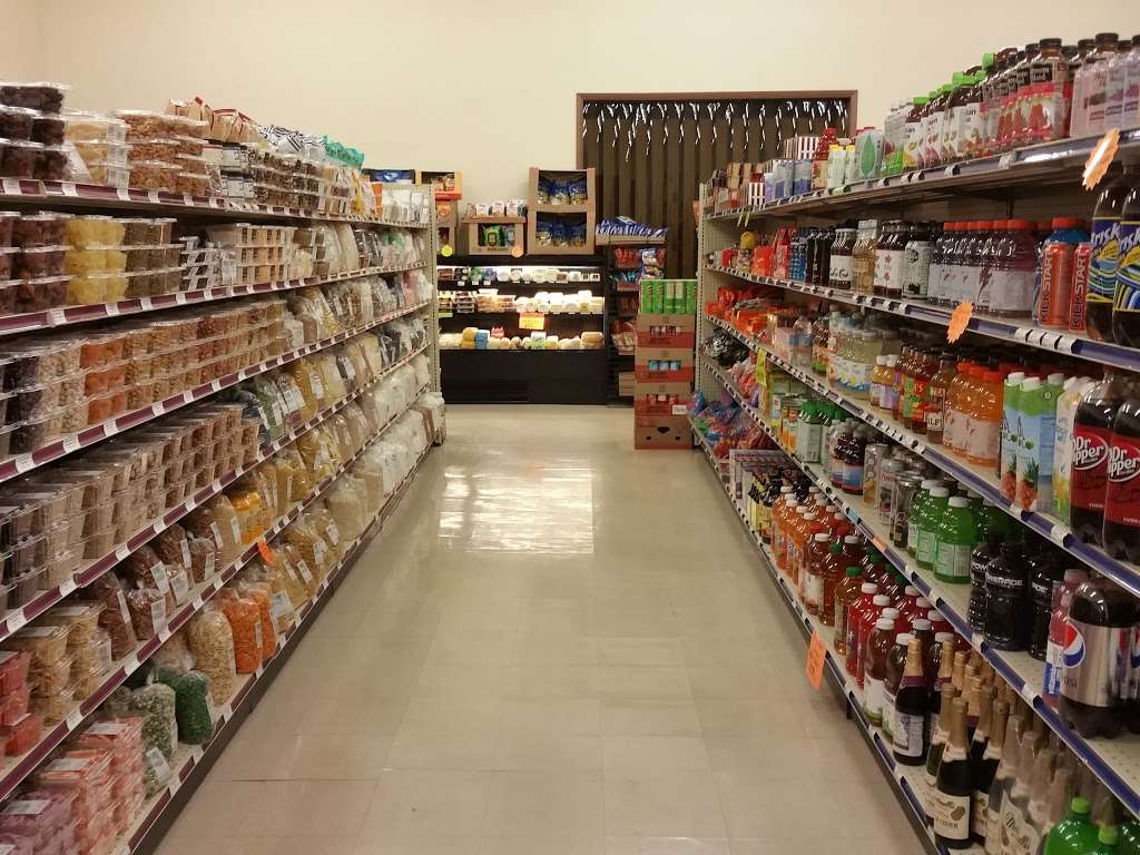 Willow Creek Discount Grocery | 30 Willow St, Reinholds, PA 17569, USA | Phone: (717) 484-1100