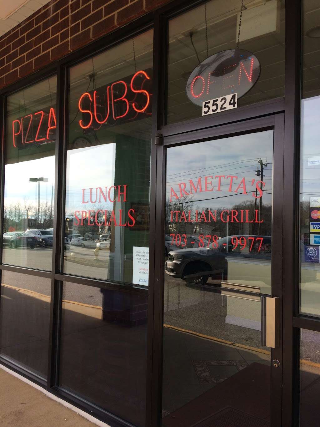 Armettas Italian Grill and Pizzeria | 5524 Staples Mill Plaza, Dale City, VA 22193, USA | Phone: (703) 878-9977