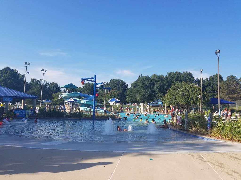 Waterworks Waterpark | 5301 Dale Blvd, Woodbridge, VA 22193, USA | Phone: (703) 792-8415