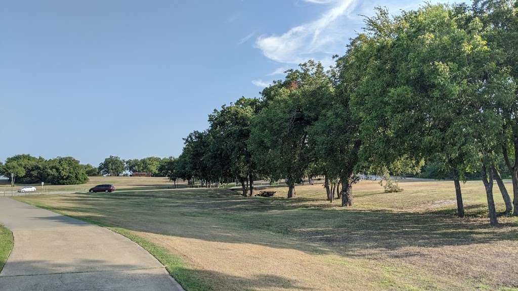 Breckinridge Park | 5300 E Renner Rd, Richardson, TX 75082, USA | Phone: (972) 744-4100