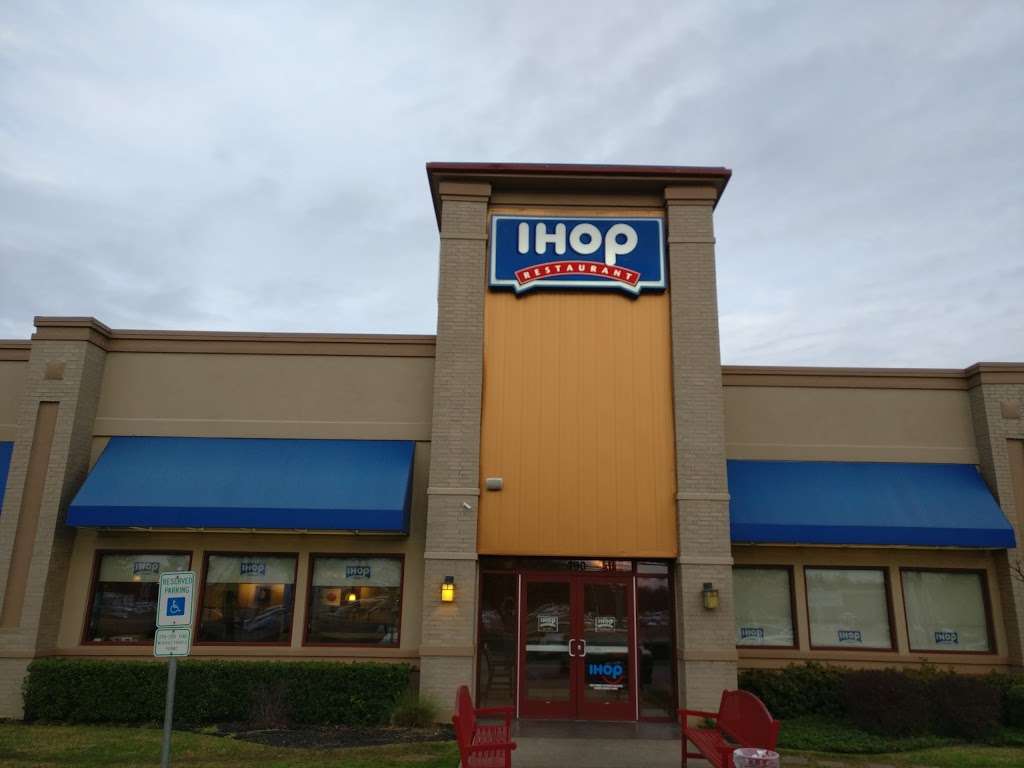 IHOP | 790 N, I-35E, Lancaster, TX 75146, USA | Phone: (972) 274-9191