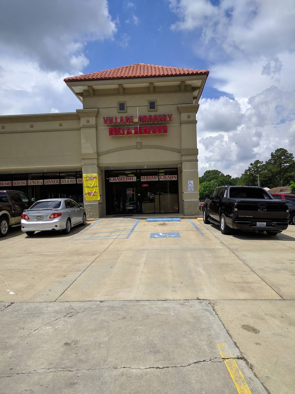 Village Grocery Deli & Seafood | 13510 Perkins Rd, Baton Rouge, LA 70810, USA | Phone: (225) 766-1485