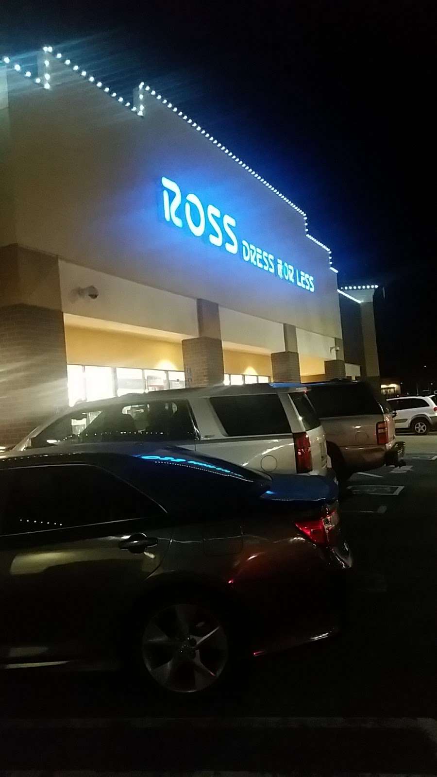 Ross Dress for Less | 2071 Harbison Dr, Vacaville, CA 95687, USA | Phone: (707) 446-9856