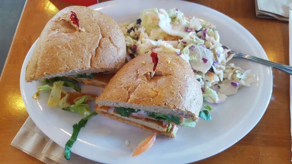 Veggie Grill | 720 S Allied Way, El Segundo, CA 90245, USA | Phone: (310) 535-0025