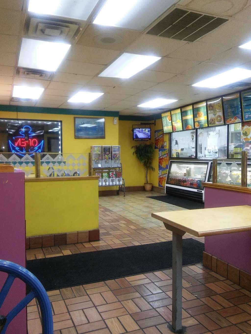 Sharks Fish & Chicken | 3740 W 5th Ave, Gary, IN 46406 | Phone: (219) 977-4455