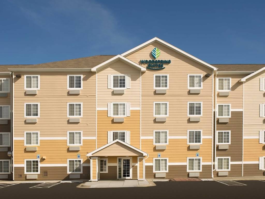 WoodSpring Suites Lincoln | 2050 Fletcher Ave, Lincoln, NE 68521, USA | Phone: (402) 438-7000