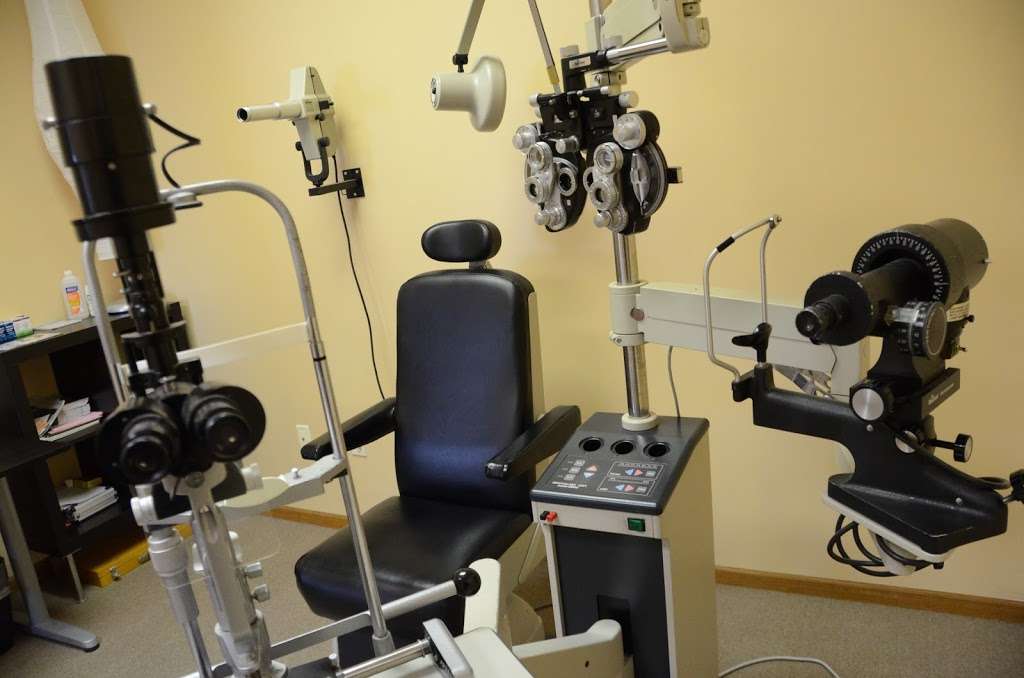 Metropolitan Eyecare Center: Collett Laurie OD | 1140 Dixie Hwy, Beecher, IL 60401, USA | Phone: (708) 946-9130