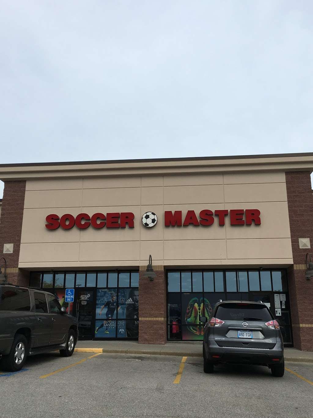 Soccer Master - Overland Park | 11540 W 135th St, Overland Park, KS 66221, USA | Phone: (913) 648-1994