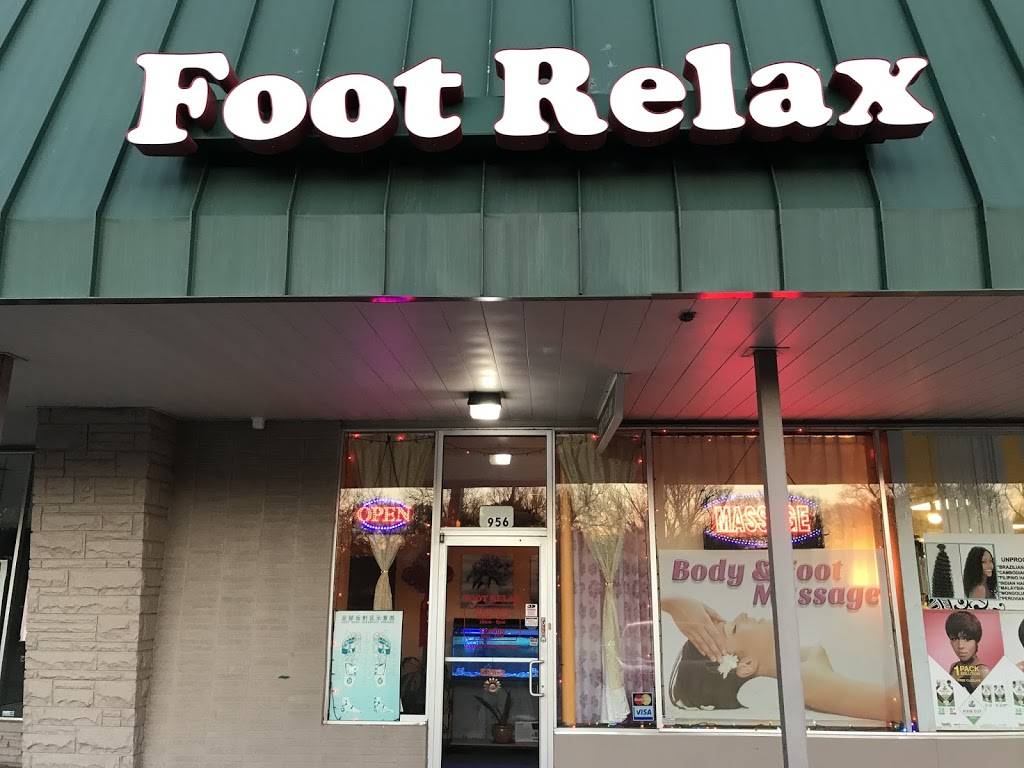 Foot Relax - Massage Wichita | 956 Oliver, Wichita, KS 67218, USA | Phone: (316) 300-8735