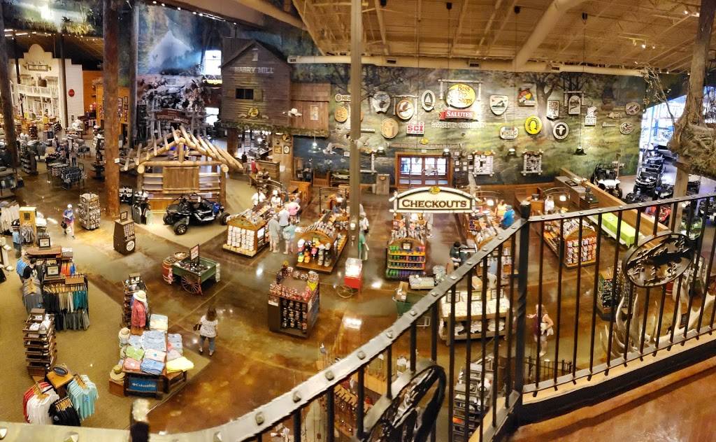 Bass Pro Shops | 11550 Lakeridge Pkwy, Ashland, VA 23005 | Phone: (804) 496-4700