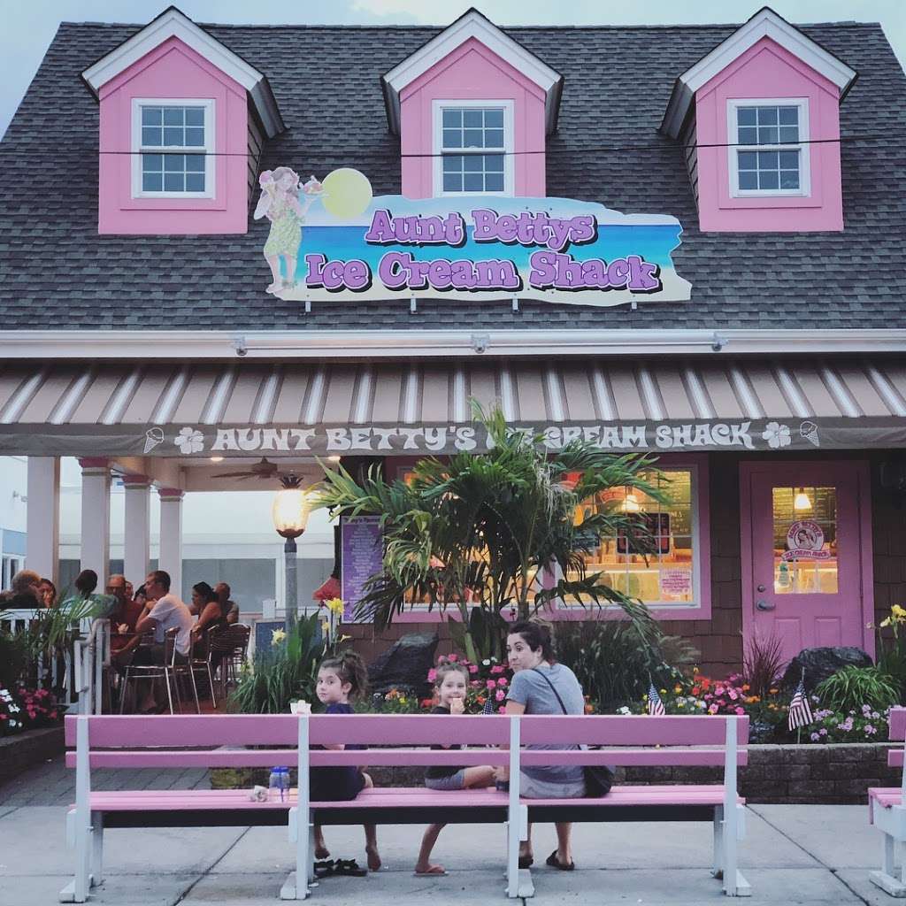 Aunt Bettys Ice Cream Shack | 2100 Asbury Ave, Ocean City, NJ 08226 | Phone: (609) 398-4001