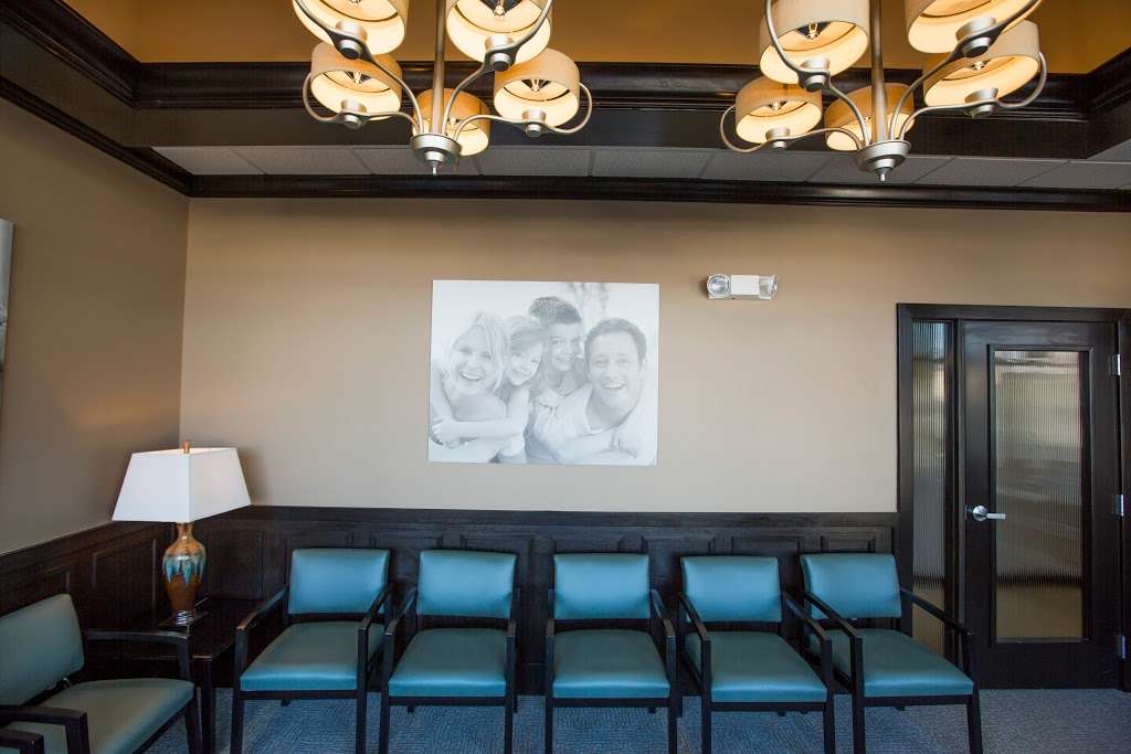 Oak Hills Family Dental | 10201 N Oak Trafficway Ste300, Kansas City, MO 64155 | Phone: (816) 429-6604