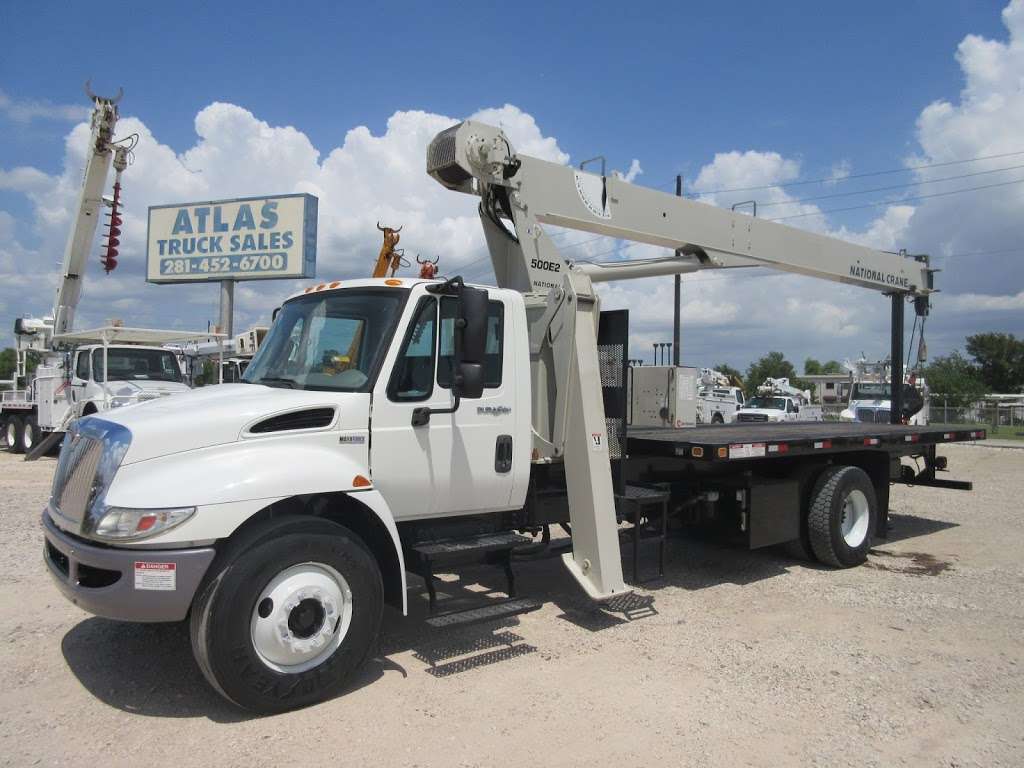 Atlas Bucket Rentals Co. | 17000 East Fwy, Channelview, TX 77530, USA | Phone: (281) 452-6700