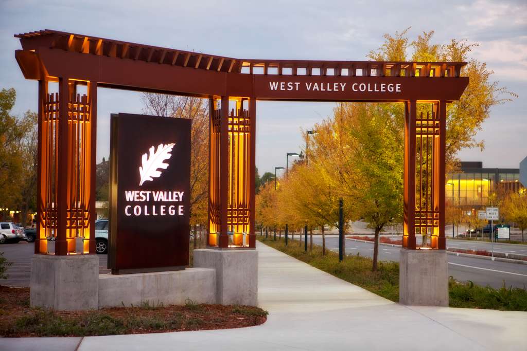 West Valley College | 14000 Fruitvale Ave, Saratoga, CA 95070, USA | Phone: (408) 867-2200