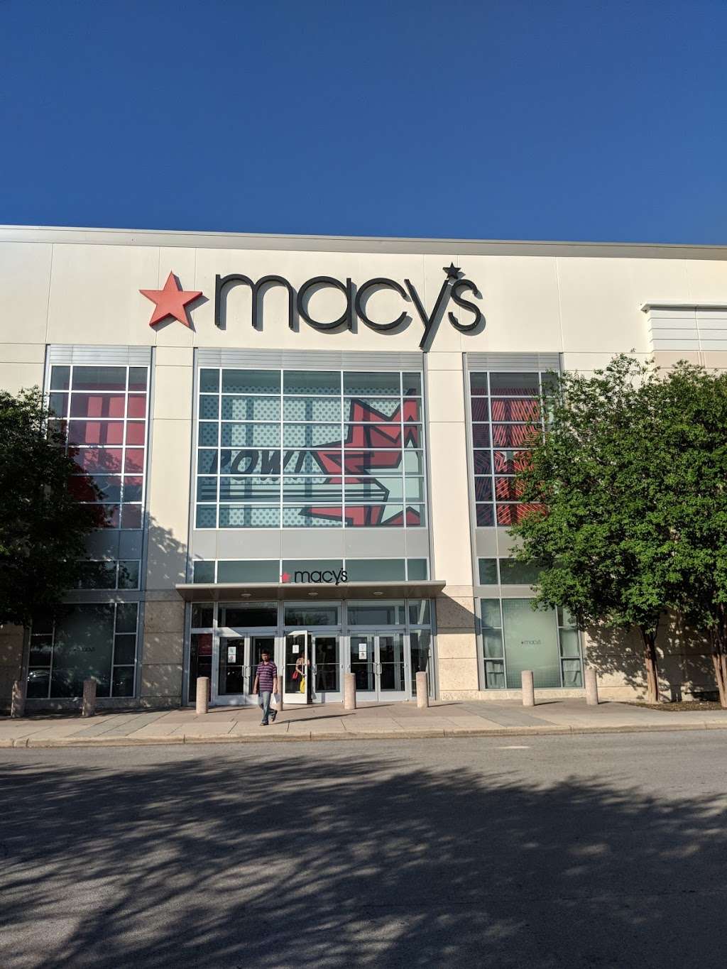 Macys | 15900 La Cantera Pkwy Bldg 16, San Antonio, TX 78256, USA | Phone: (210) 332-4800