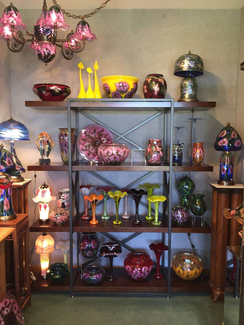Lotton Art Glass Gallery & Studios | 24760 S Country Ln, Crete, IL 60417, USA | Phone: (708) 672-1400