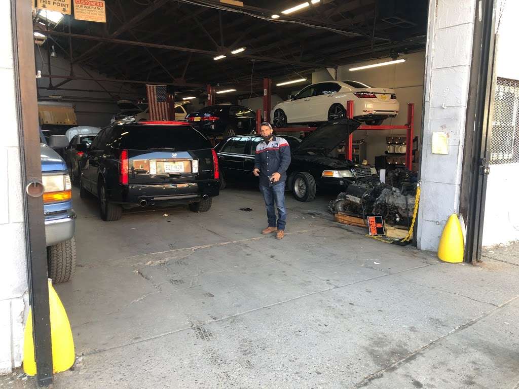 Alberto's Auto Repair - 04c0ee422a8ca2298302295c1e4D23a4  UniteD States New Jersey CamDen County CamDen Gateway HaDDon Avenue 1111 Albertos Auto Repair 856 500 0440