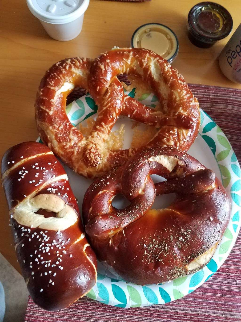 Gnarly Knots Pretzel Company | 100 W St Charles Rd, Lombard, IL 60148, United States | Phone: (630) 376-6188