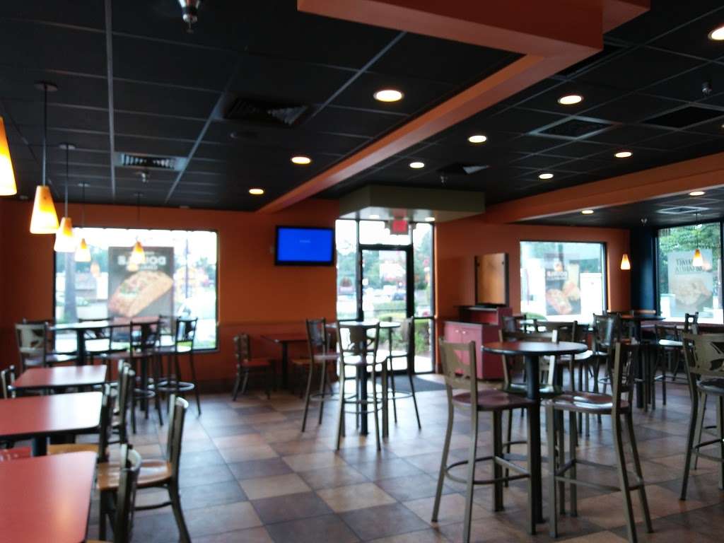 Taco Bell | 1123 N Frazier St, Conroe, TX 77301, USA | Phone: (936) 539-2345