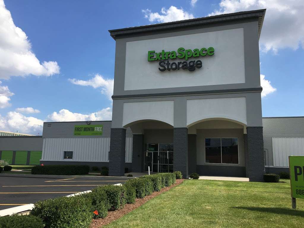 Extra Space Storage | 5701 Ogden Ave, Cicero, IL 60804 | Phone: (708) 656-5700