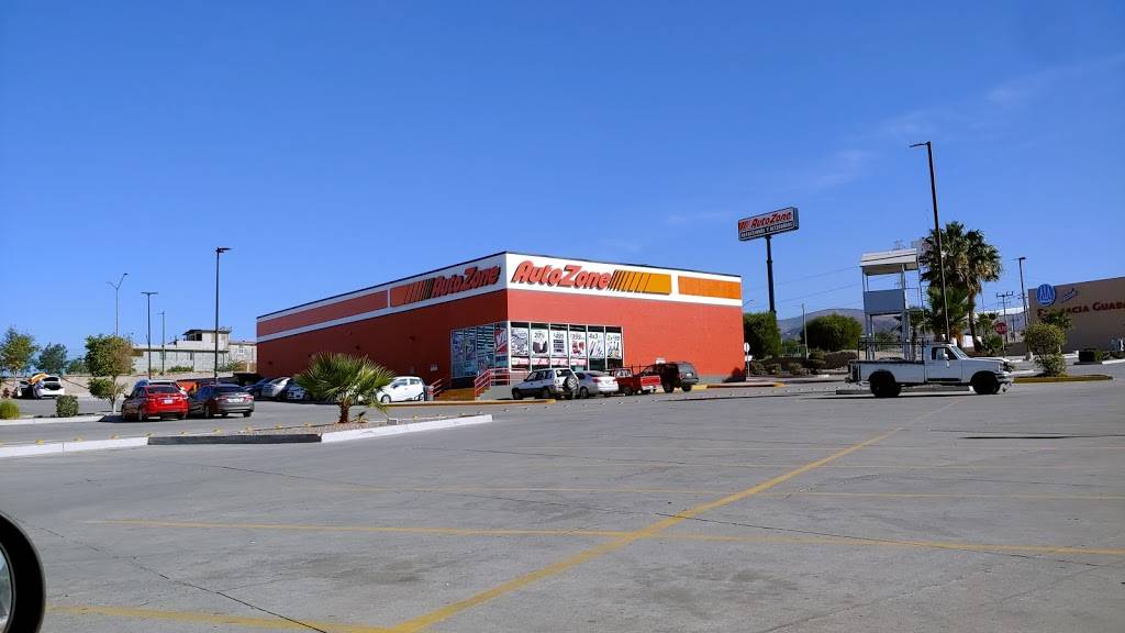 AutoZone Refacciones | Hermenegildo Galeana 23521, El Dorado Residencial, Heroes de Independencia, 22205 Tijuana, B.C., Mexico | Phone: 664 370 1887