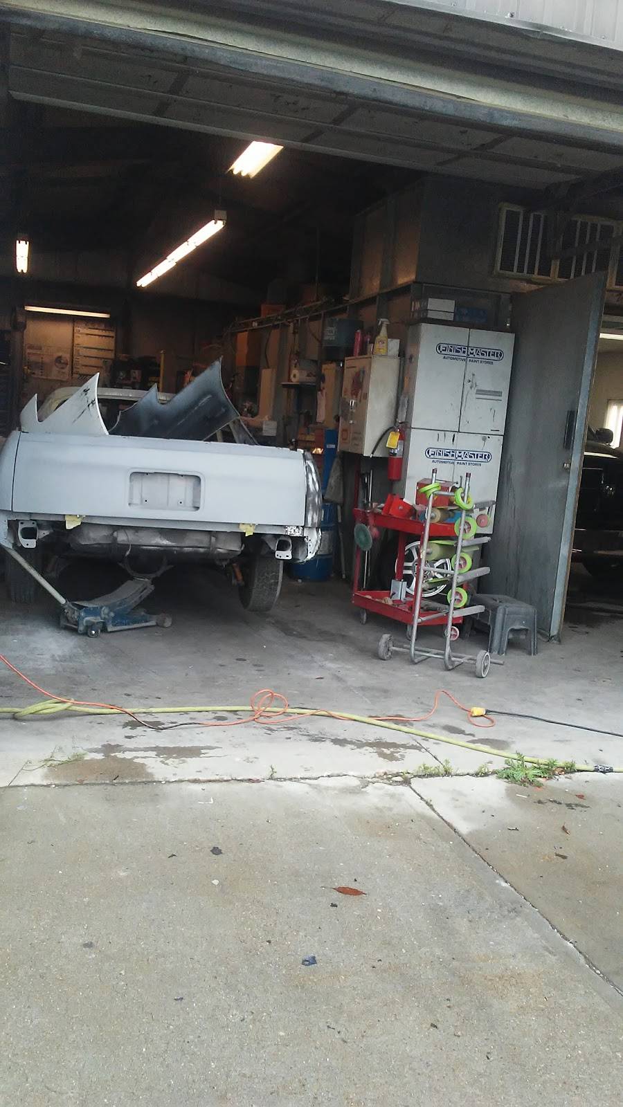 Chip Bare Auto Body | 7762 Harrison Ave, Cincinnati, OH 45247, USA | Phone: (513) 353-9085