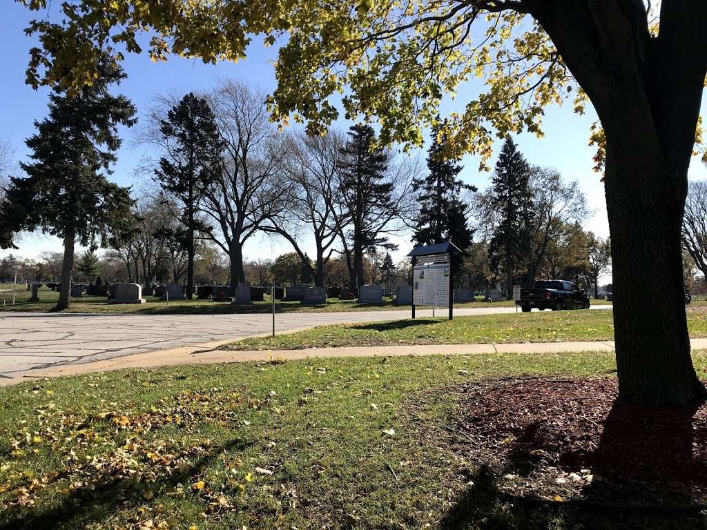 Holy Cross Catholic Cemetery and Mausoleums | 801 Michigan City Rd, Calumet City, IL 60409, USA | Phone: (708) 862-5398