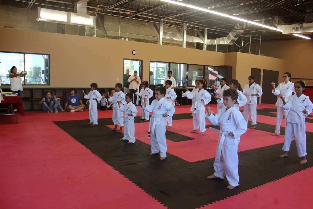 Mils Martial Arts | 11476 South Apopka Vineland Road #112, Orlando, FL 32836, USA | Phone: (407) 476-9709