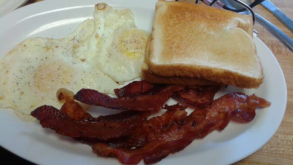 Dannys Breakfast Place | 1039 Cass Avenue, Woonsocket, RI 02895, USA | Phone: (401) 356-0523