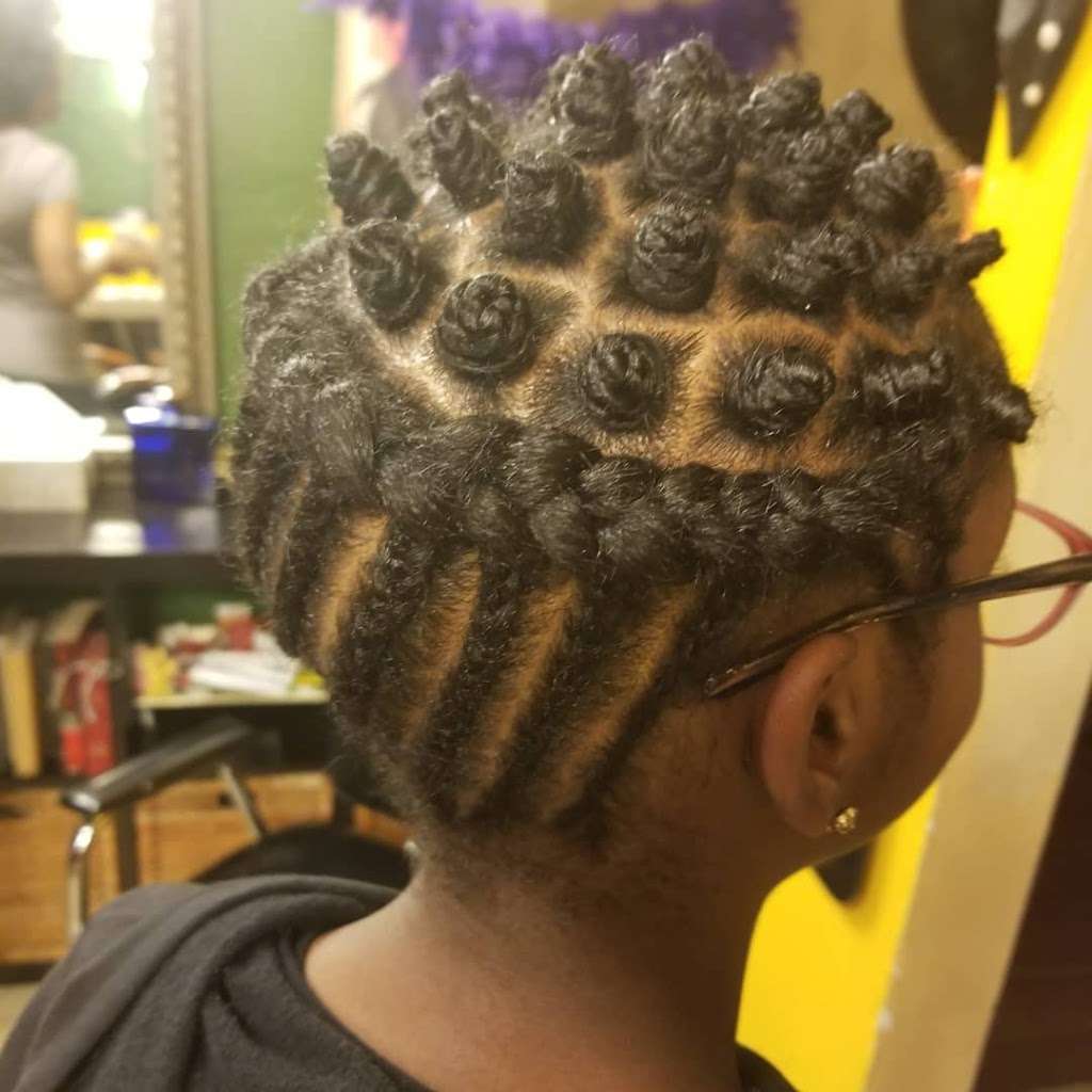 Naturally Born Natural Hair Studios | 9002 Scott St, Houston, TX 77051, USA | Phone: (713) 384-1642